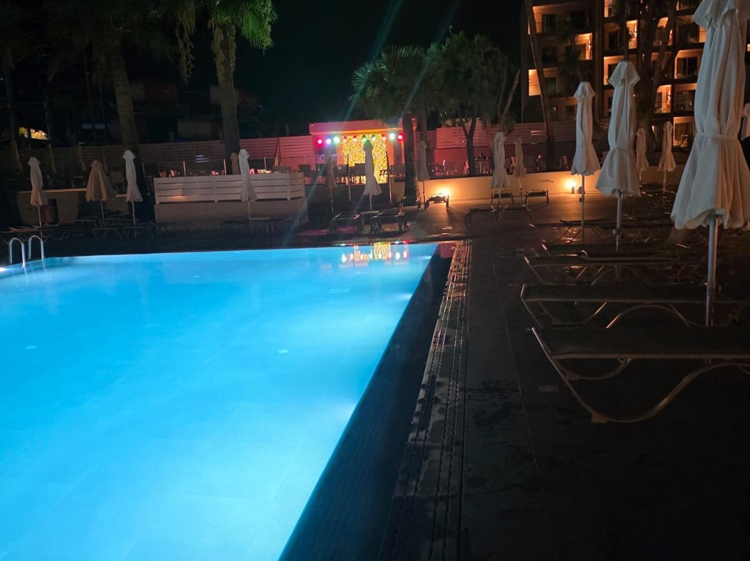 蓝花楹公寓式酒店主图