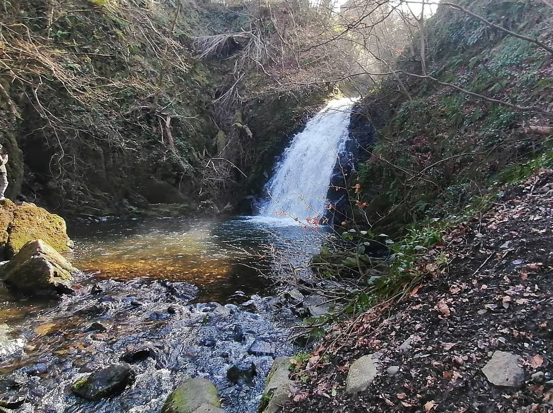 Gleno Waterfall景点图片