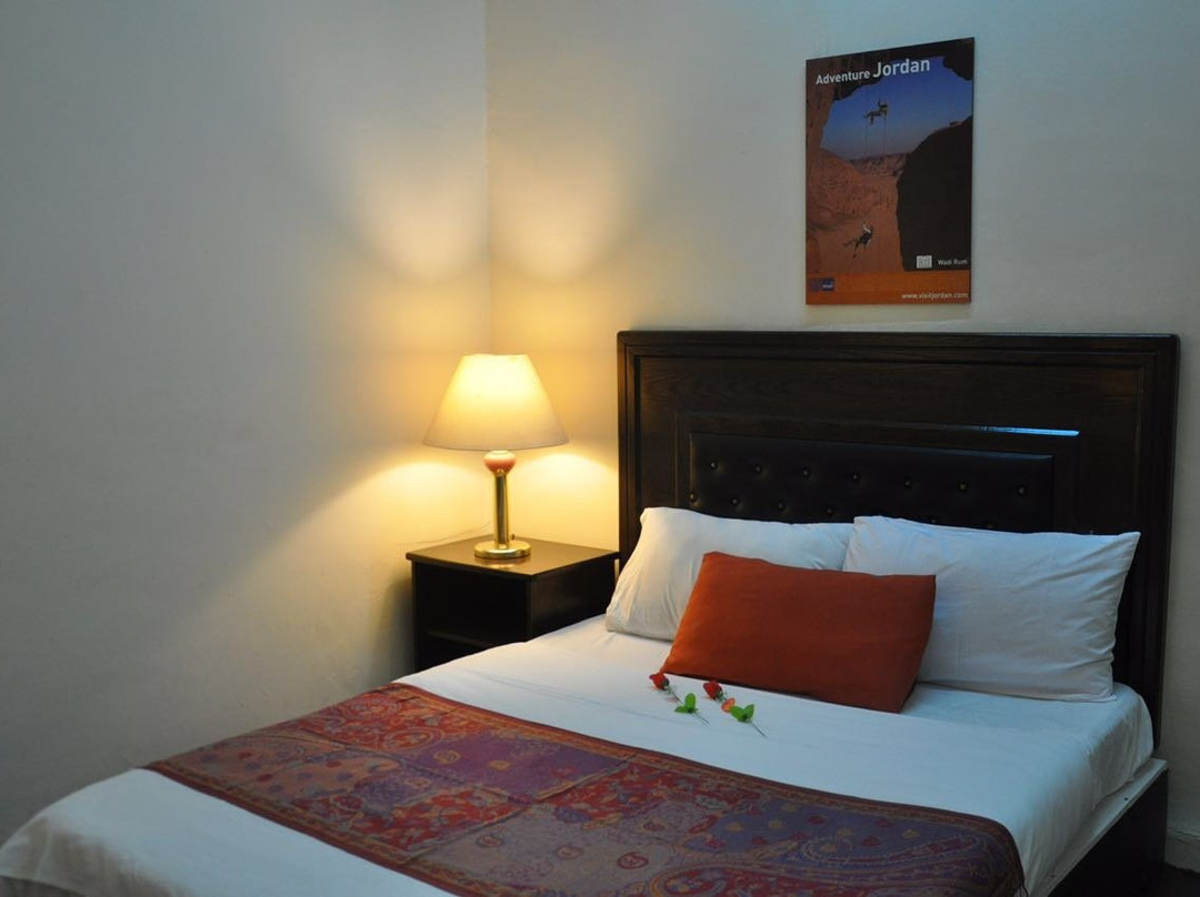 Al Zarqa酒店住宿-Ameer Alsharq Hotel