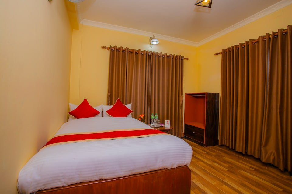 OYO 302 Hotel Classic