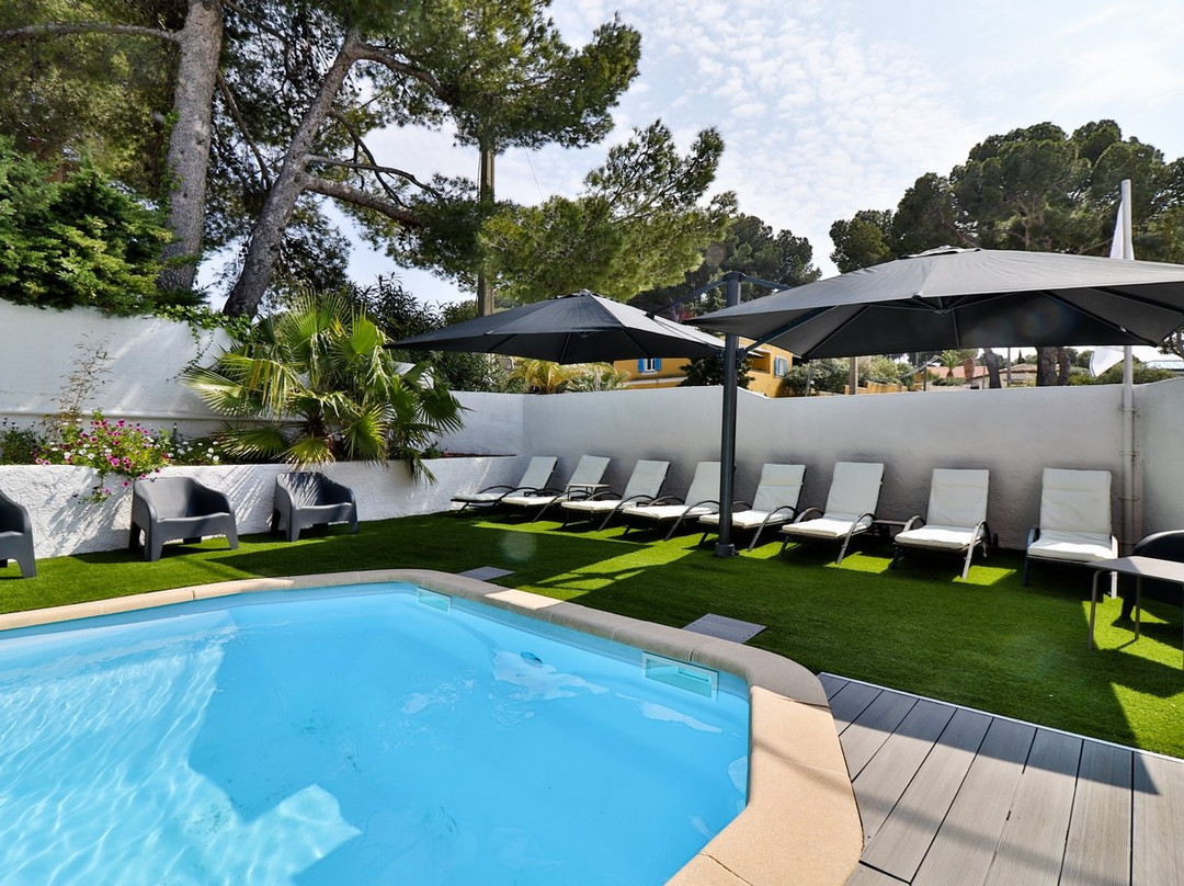 Carry-le-Rouet酒店住宿-Hôtel La Tuilière