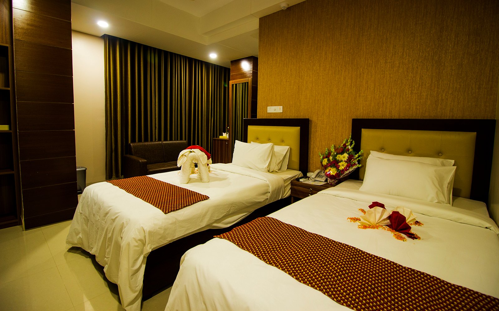 Sky View Inn-官方