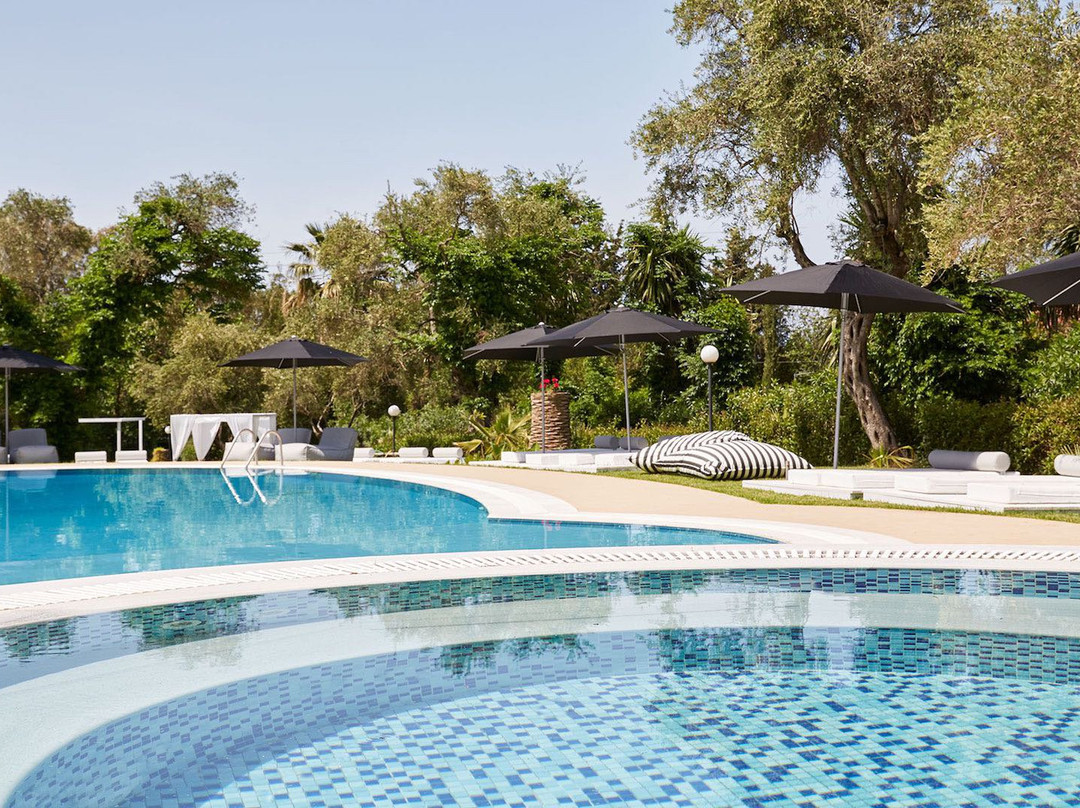 Mr & Mrs White Corfu Couples Retreat主图