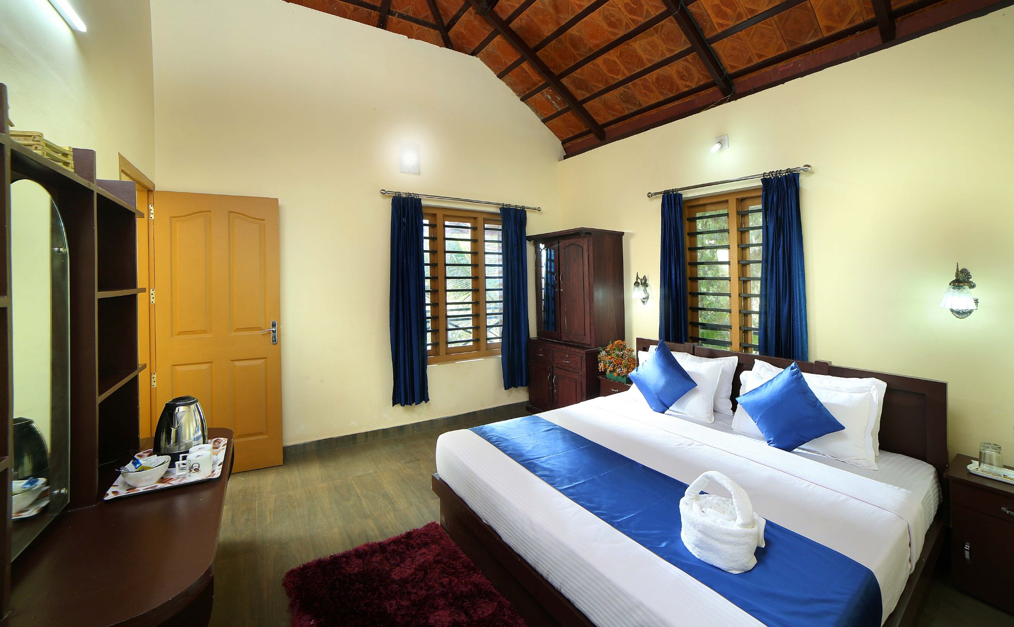 Coffee County Retreat-官方