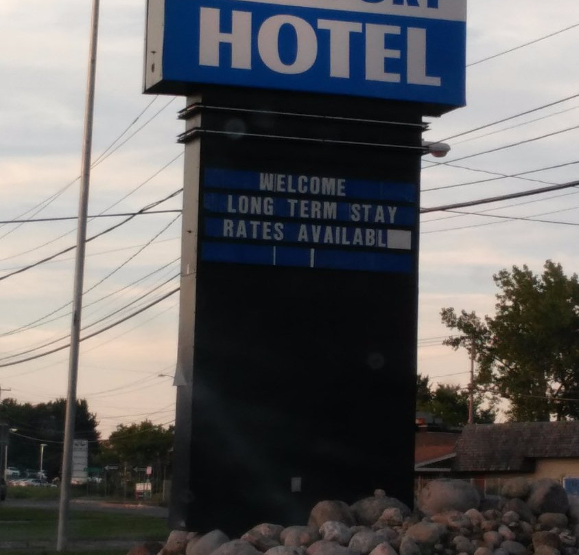 Albany Airport Hotel
