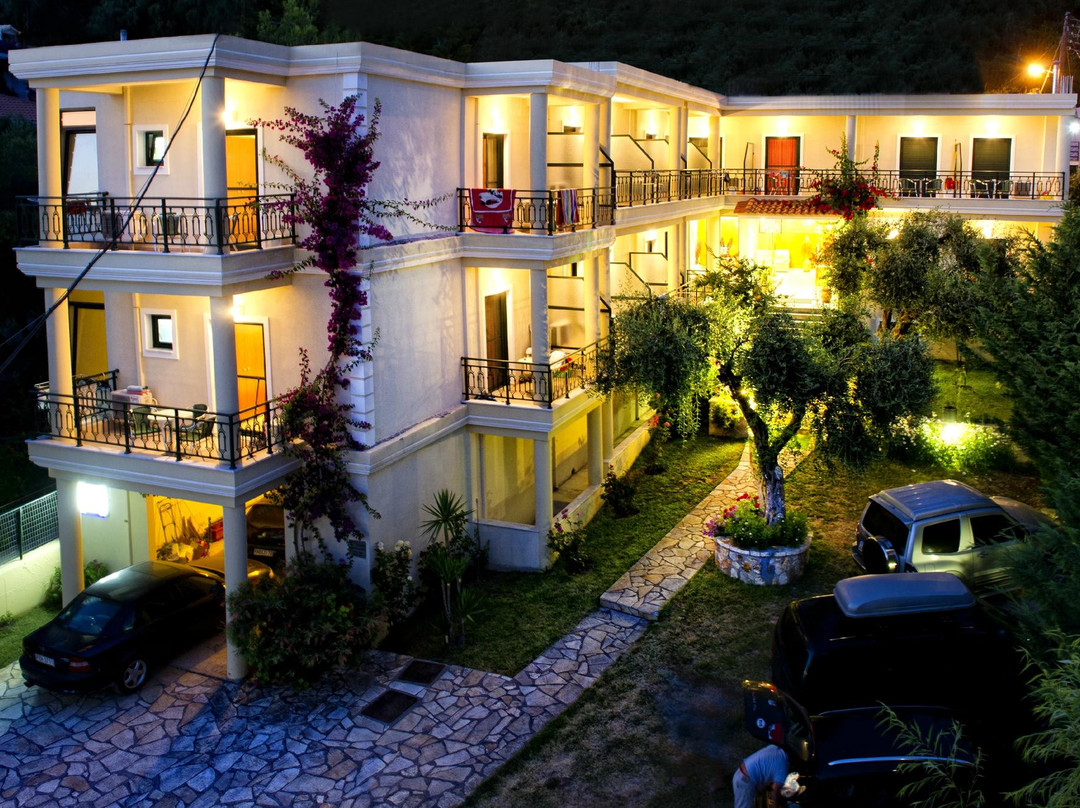 Vrachos酒店住宿-Hotel Loukas Vrachos