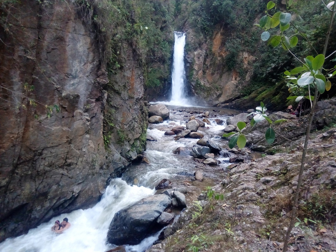 Cascada Las Damas景点图片