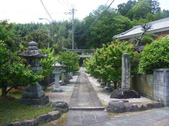 Takamimusuhi Shrine景点图片