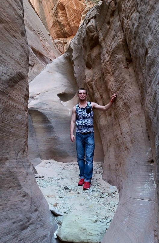 Red Hollow Slot Canyon-Orderville必去景点