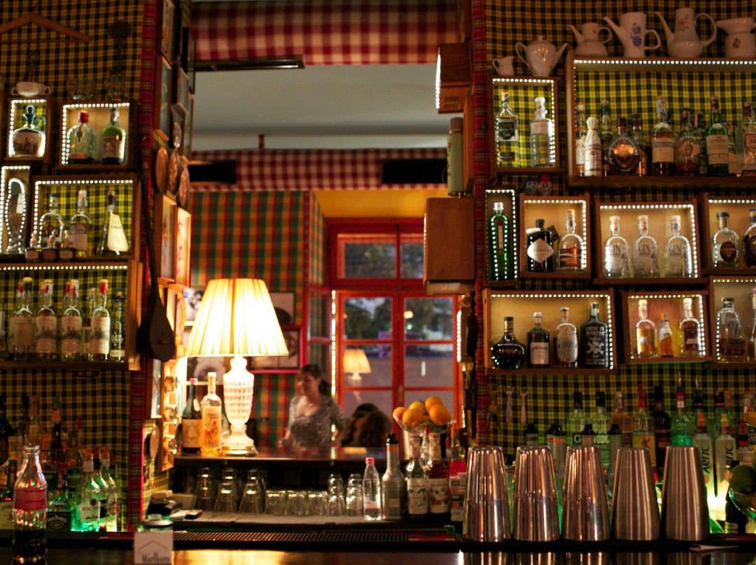 Radio Bar Tirana-地拉那必去景点