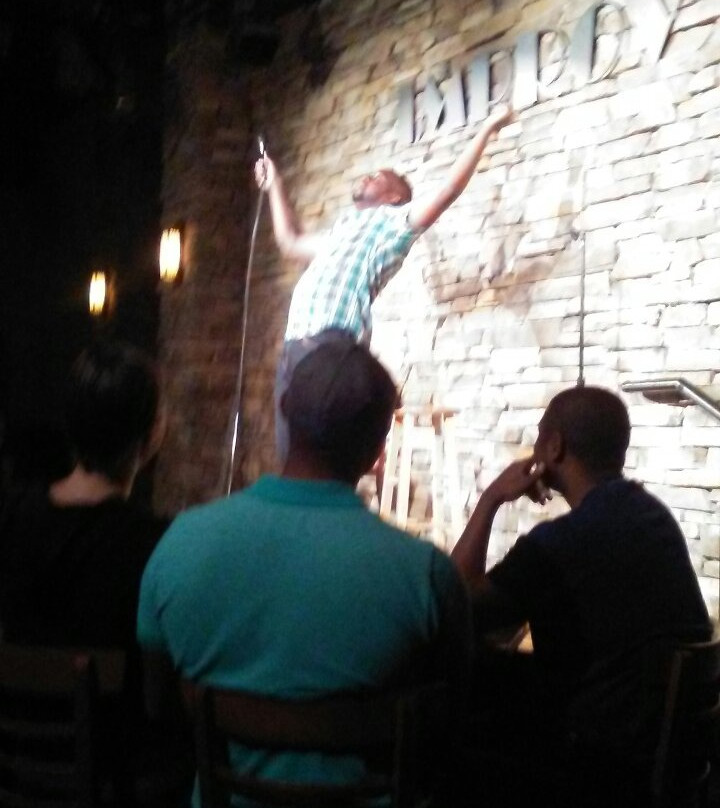 Montbello旅游景点-Denver Improv