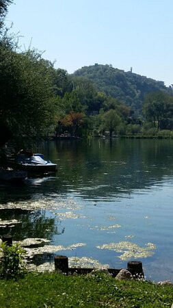 Lago di Posta Fibreno景点图片
