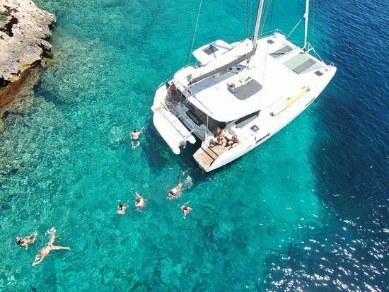 Catamarano Alghero Windsardinyasail-阿尔盖罗必去景点