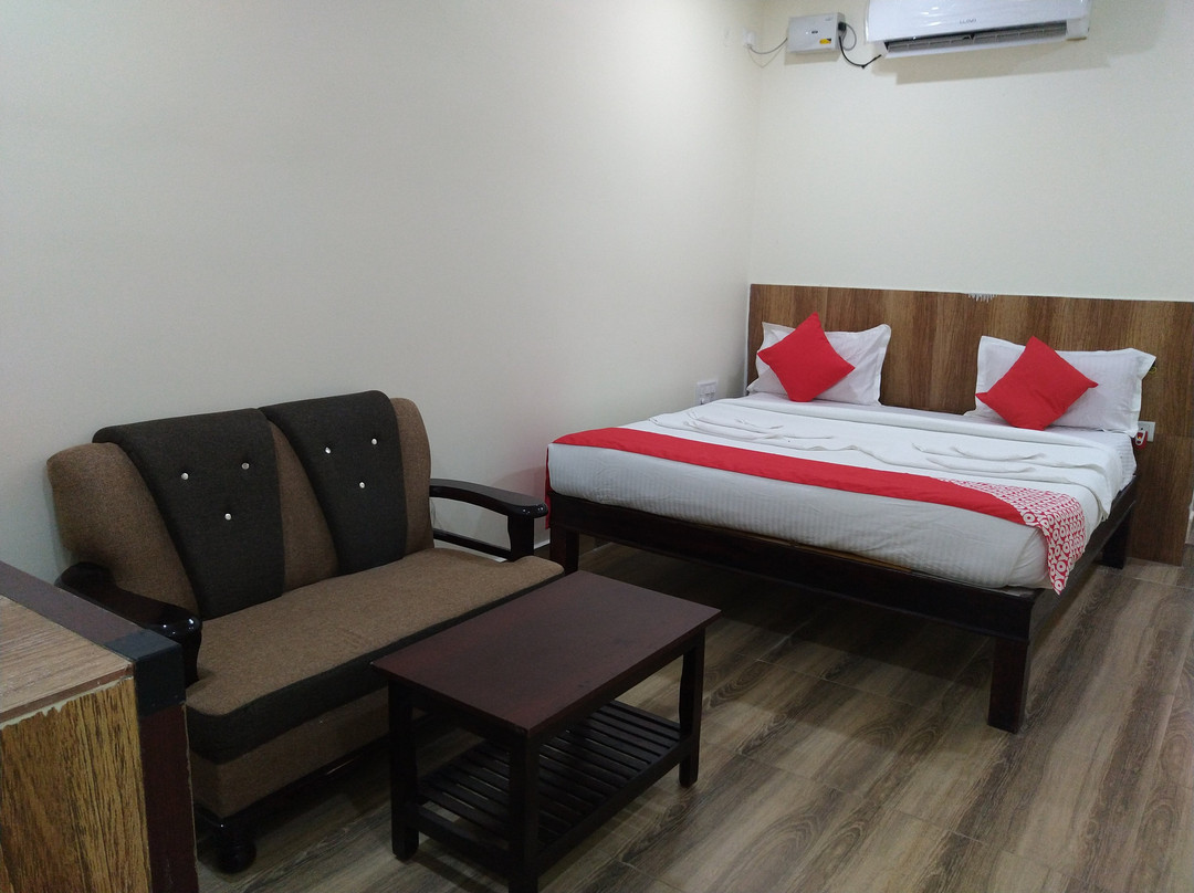 OYO 71209 New Satyam Residency