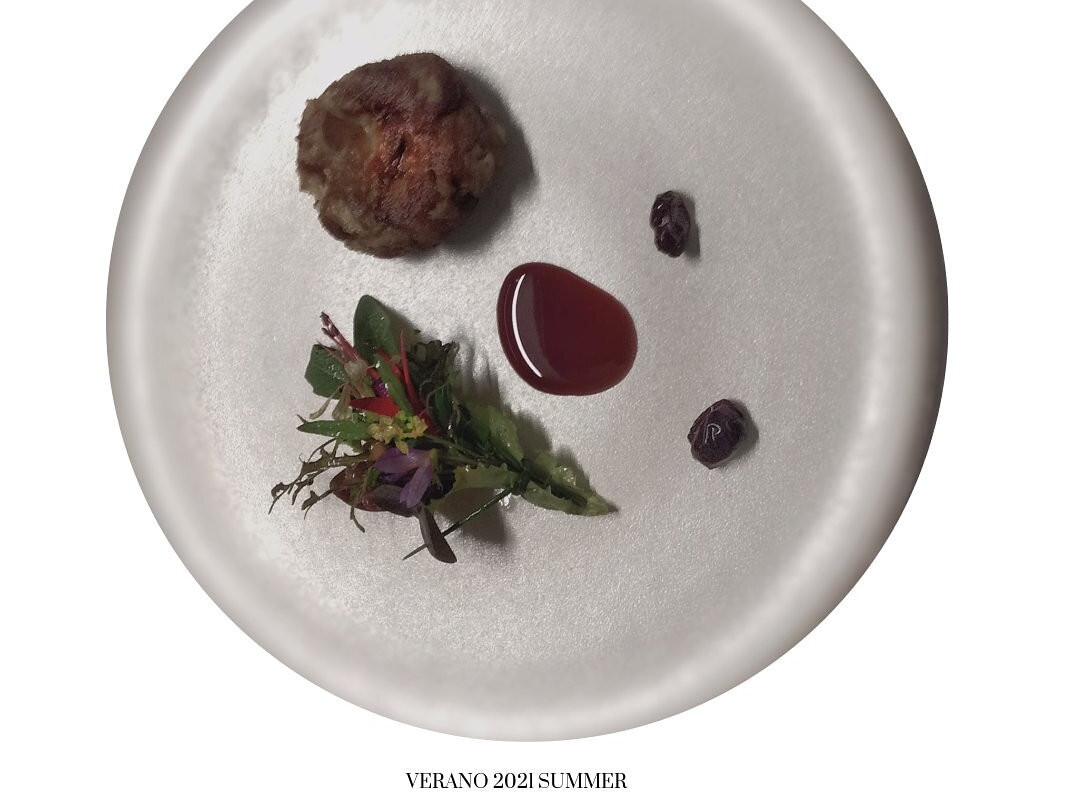 OMA Restaurant Boutique