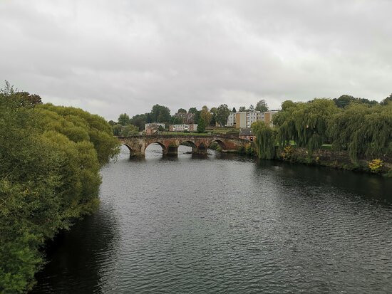 Buccleuch Street Bridge-邓弗里斯必去景点