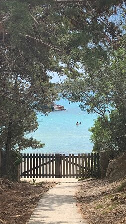 Plage de Canella景点图片