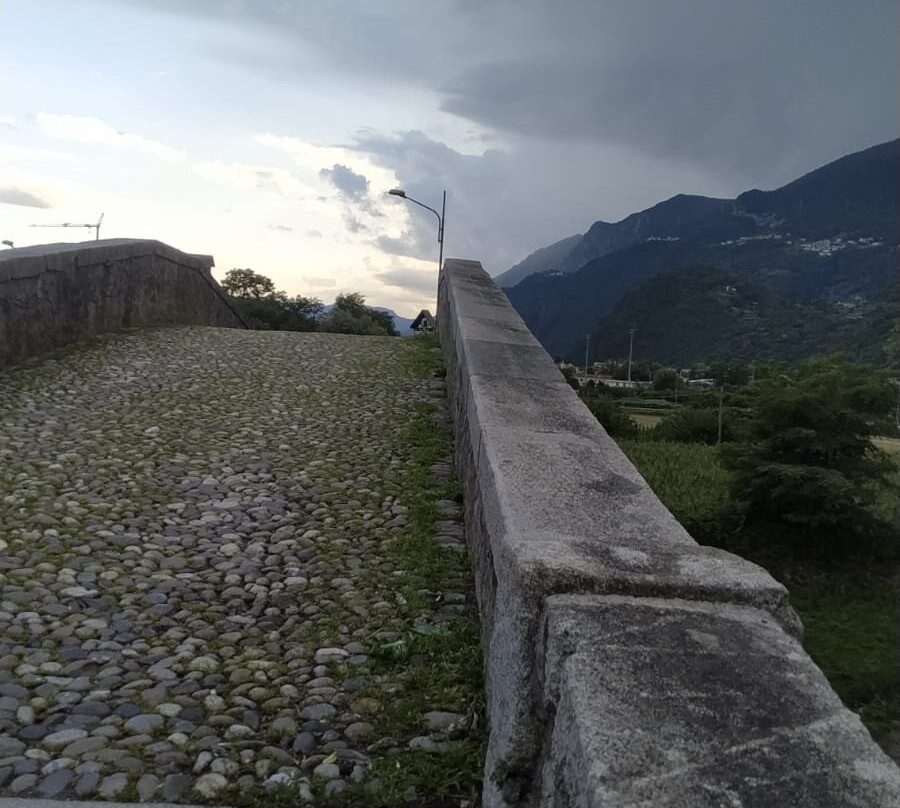 Ponte Di Montecchio景点图片