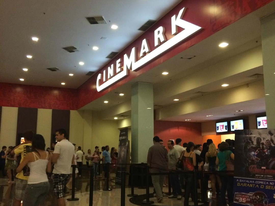 Cravinhos旅游景点-Cinemark