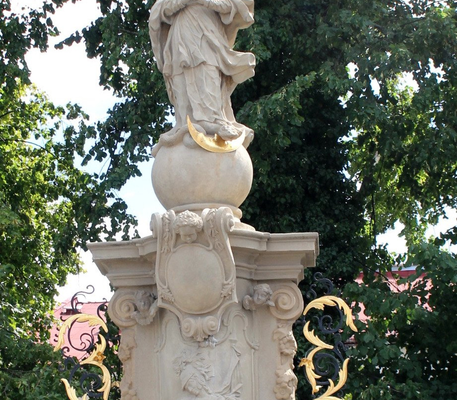 Statue of Immaculata-Zilina必去景点