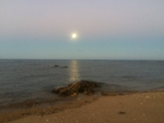 月光海湾度假酒店主图