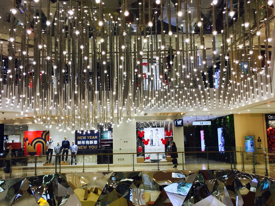 大悦城(西藏北路)-上海市必去景点