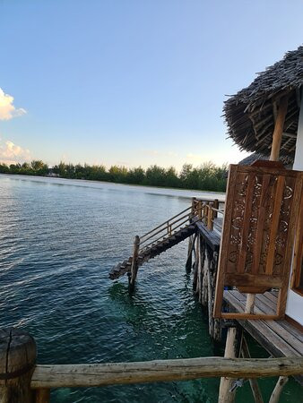 Isaraya Luxury Over Water Villas主图