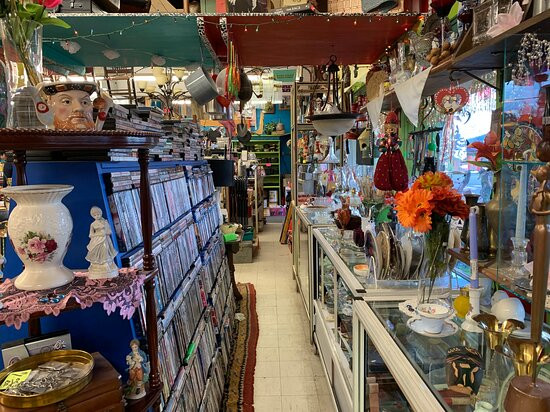 Decker Lake Trading Post-Burns Lake必去景点