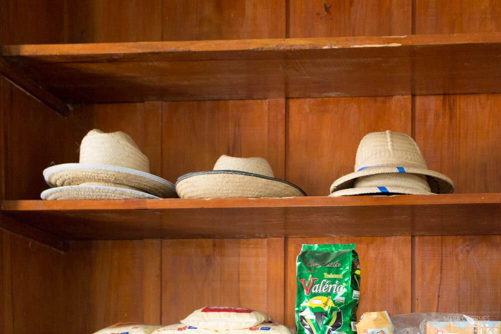 Moinho Colonial Antigo e Casa Comercial