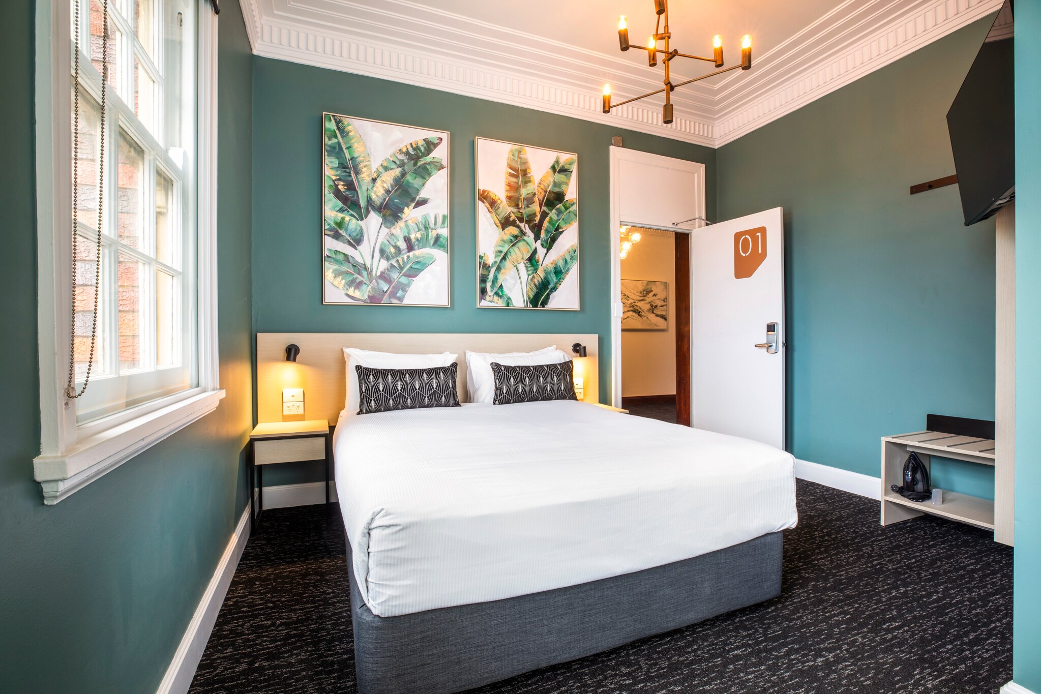 Nightcap at Pymble Hotel-官方