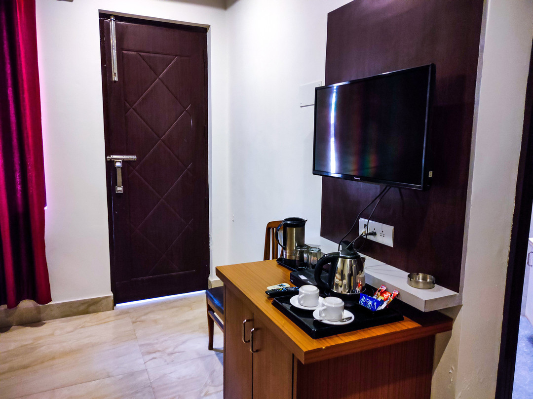 Hotel Grand Tapovan主图