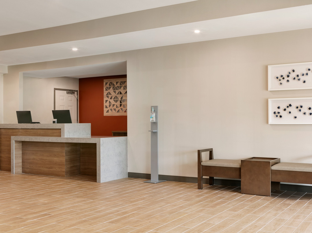 Candlewood Suites Fayetteville Fort Bragg by IHG主图