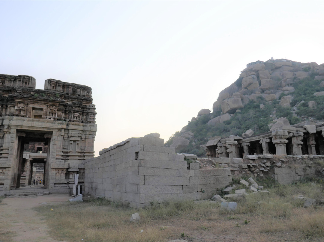 Achyutaraya Temple景点图片