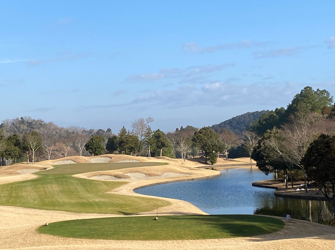 Golden Cross Country Club-长南町必去景点