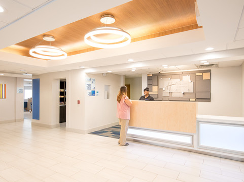 Holiday Inn Express 亚特兰大的石头山主图
