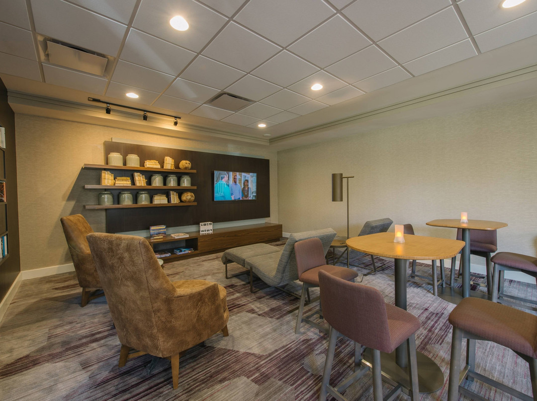 Courtyard by Marriott Nashua主图