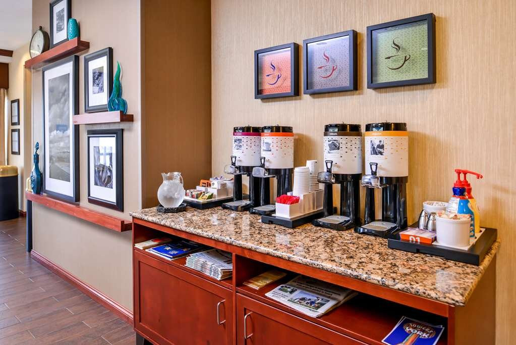 Hampton Inn By Hilton York主图