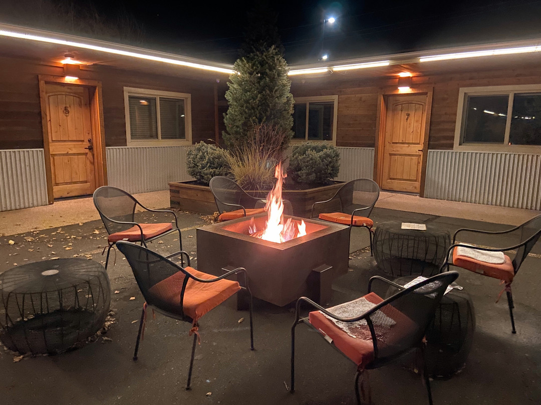 Wall Street Suites主图