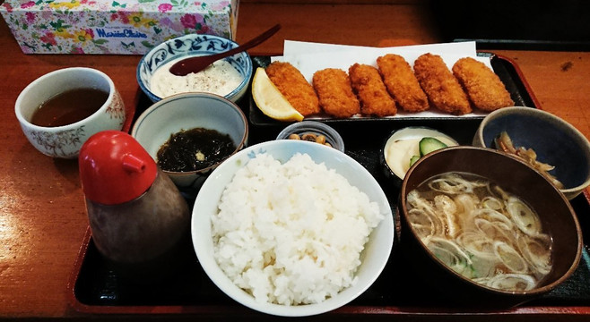 お食事処とらい