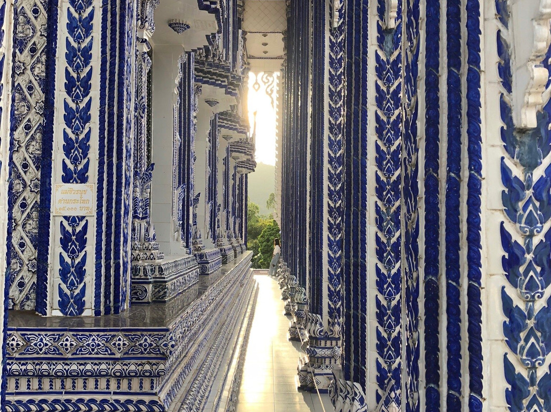 โบสถ์สีน้ำเงิน-尖竹汶必去景点