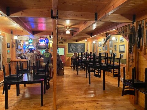 The Bear Bottom Inn-餐饮