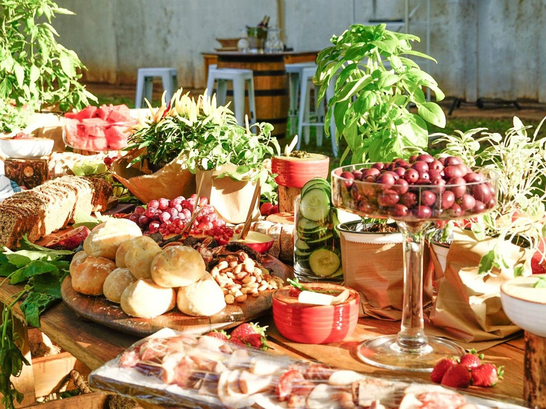 Winelands Art: Sips & Sights Day Tours-斯泰伦博斯必去景点