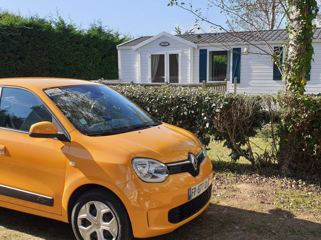 LOCATOUISLE Location Voiture-Le Palais必去景点