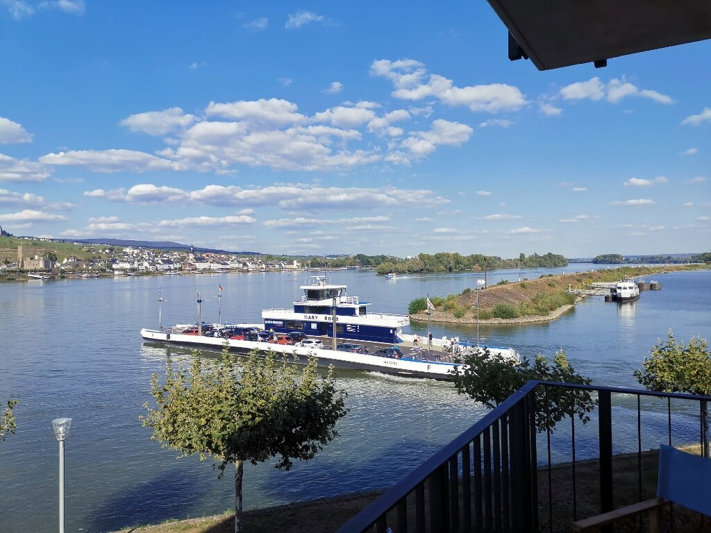 Papa Rhein Hotel主图