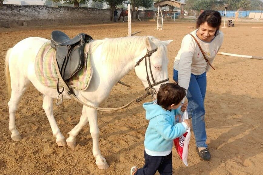 Duke Horse Riding Club-古尔冈必去景点