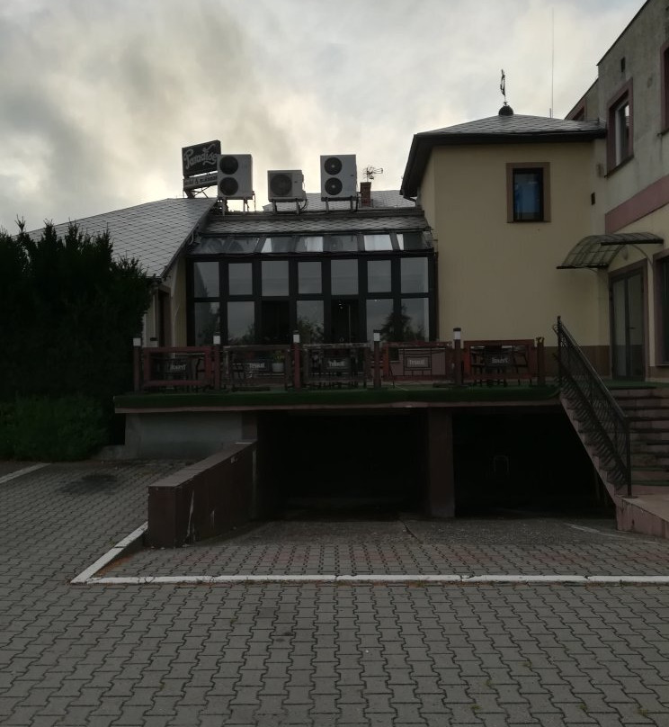 Motel Paradise主图