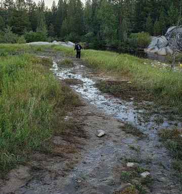 Mono Hot Springs Trail-Lakeshore必去景点