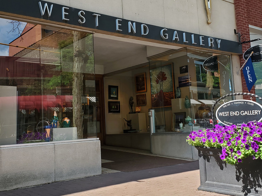 West End Gallery景点图片