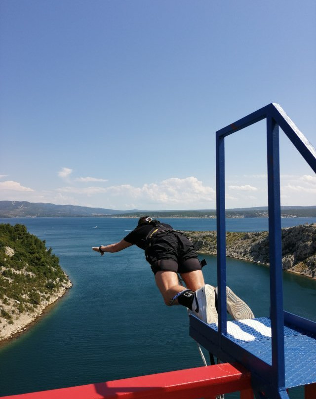 Maslenica Bridge Bungee Jumping景点图片