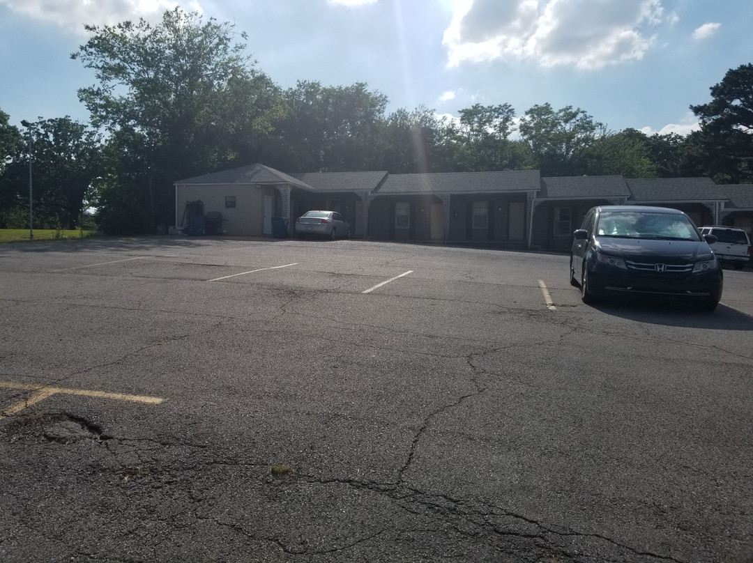 Colonial Motel主图